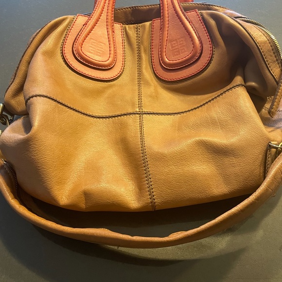 Givenchy handbag - Picture 4 of 7